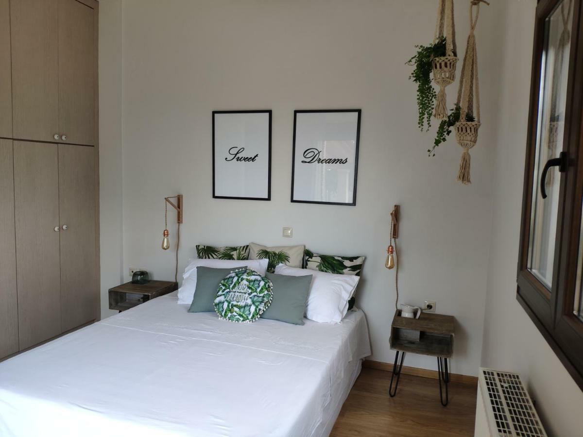Olive Tree Cottage 2 Néa Péramos Eksteriør bilde