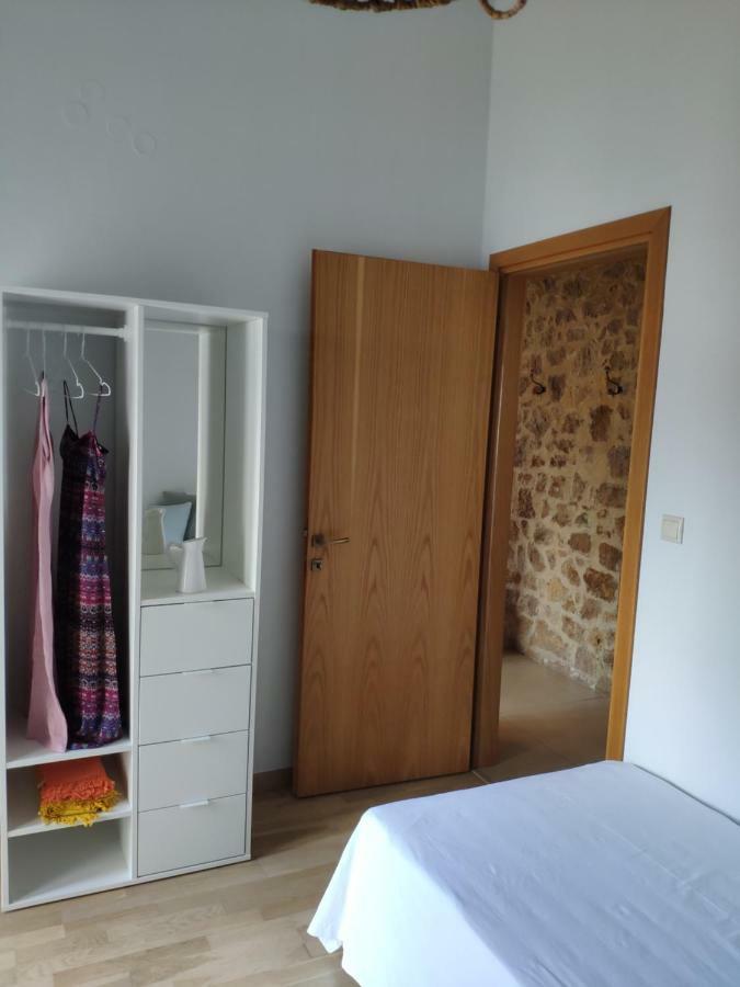 Olive Tree Cottage 2 Néa Péramos Eksteriør bilde