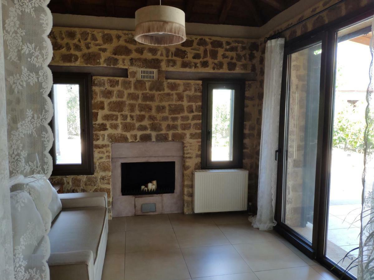 Olive Tree Cottage 2 Néa Péramos Eksteriør bilde