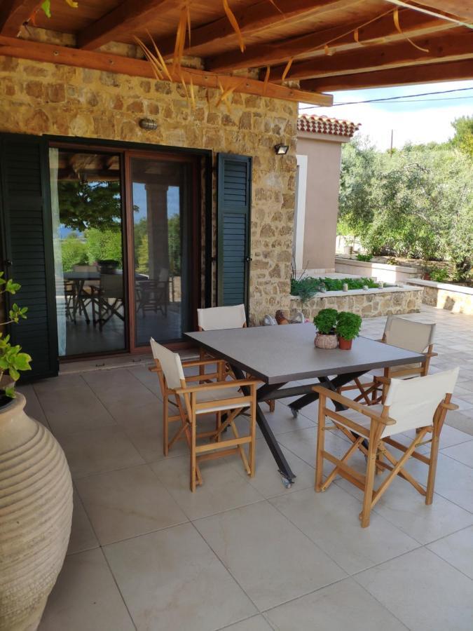 Olive Tree Cottage 2 Néa Péramos Eksteriør bilde